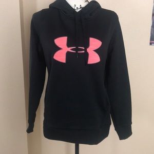 Like New!! Under armor hoodie.